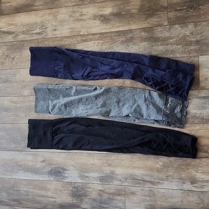 3 pairs of leggings
